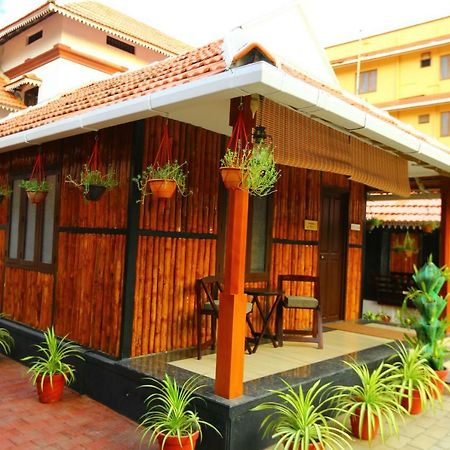 Guruvayur Heritage By Nexstay Екстер'єр фото
